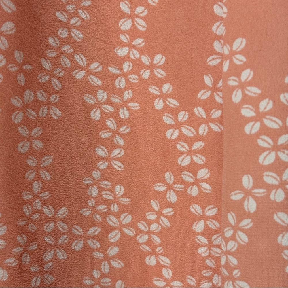 ❤️2/$15 or 3/$21❤️ Loft Peach and White Lightweight Sleeveless Top, Size Small - Picture 2 of 8